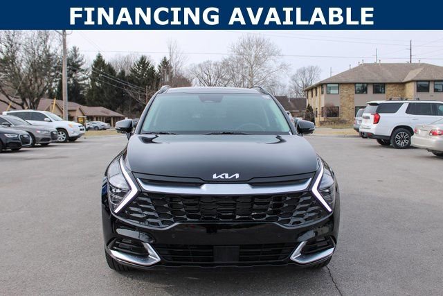 Used 2025 Kia Sportage SX image 3