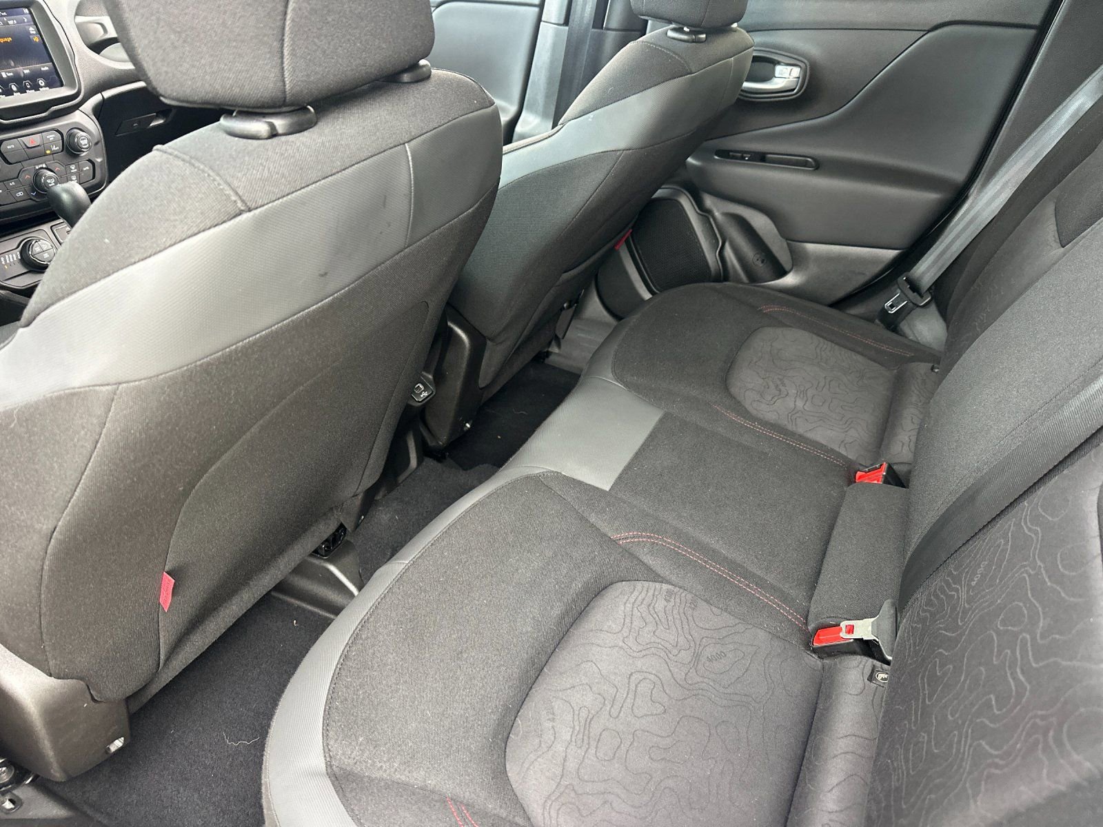 Used 2023 Jeep Renegade Trailhawk w/ Trailer Tow Group image 11