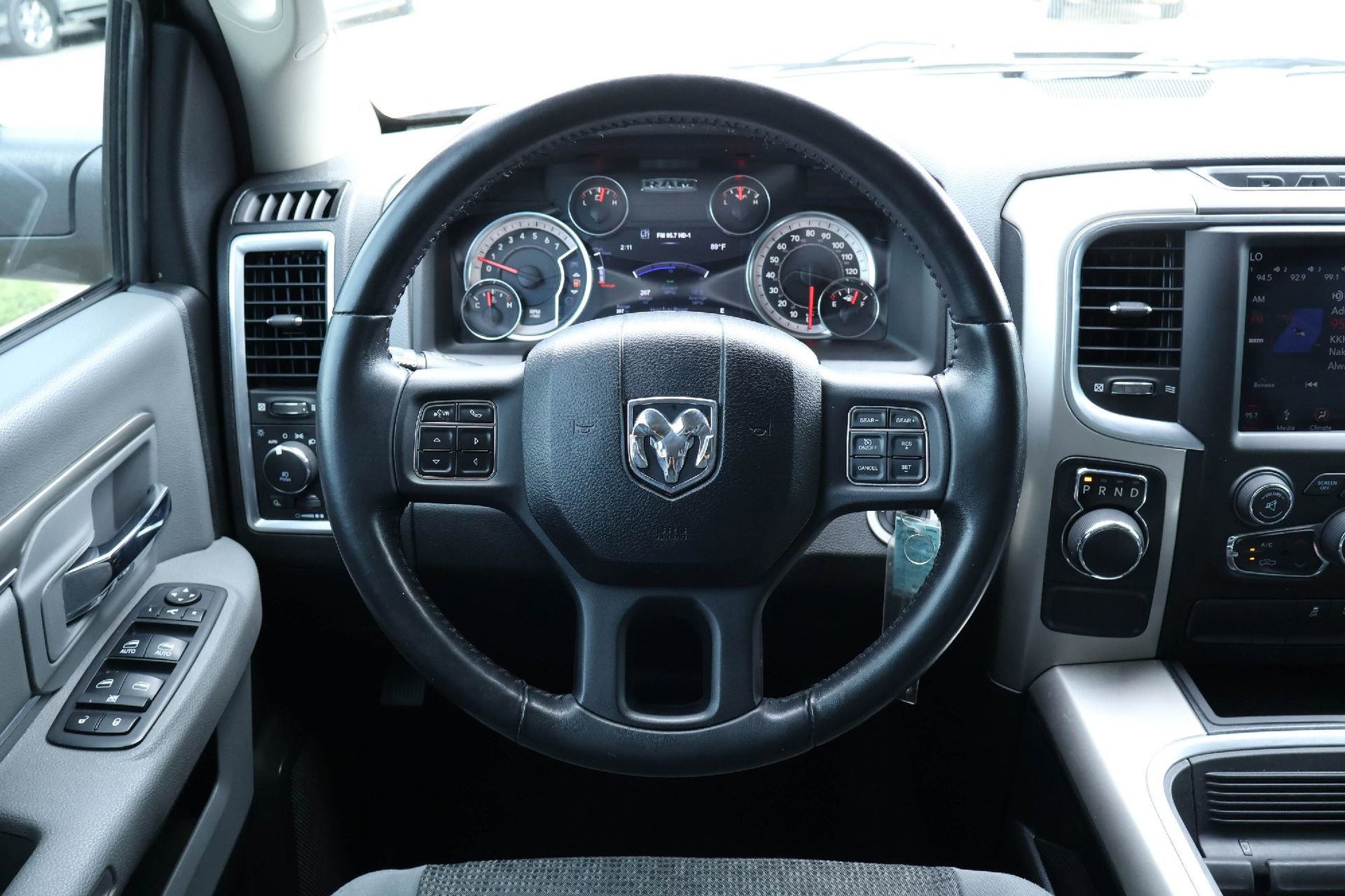 Used 2019 RAM 1500 Lone Star image 15