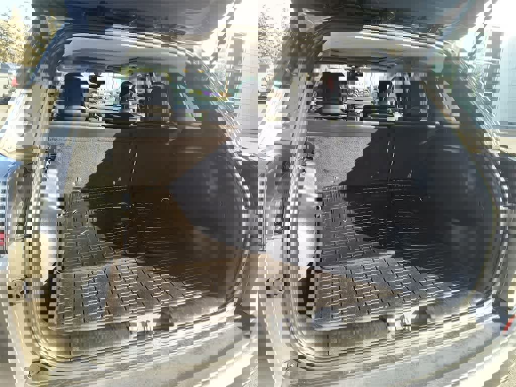 Used 2019 Jeep Cherokee Trailhawk w/ Comfort/Convenience Group image 24