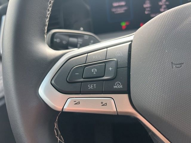 Certified 2025 Volkswagen Tiguan S image 12