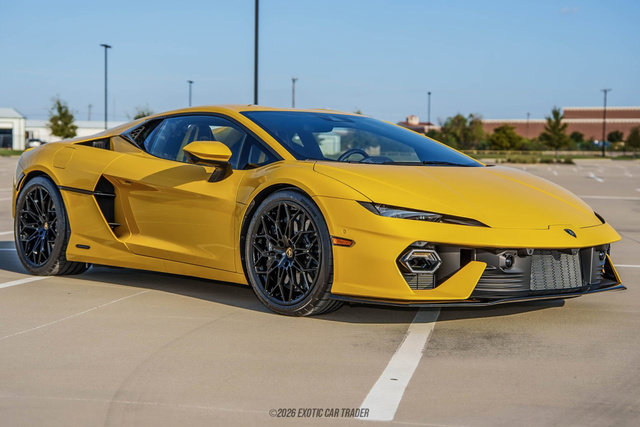 Used 2026 Lamborghini Temerario AWD/4WD image 12