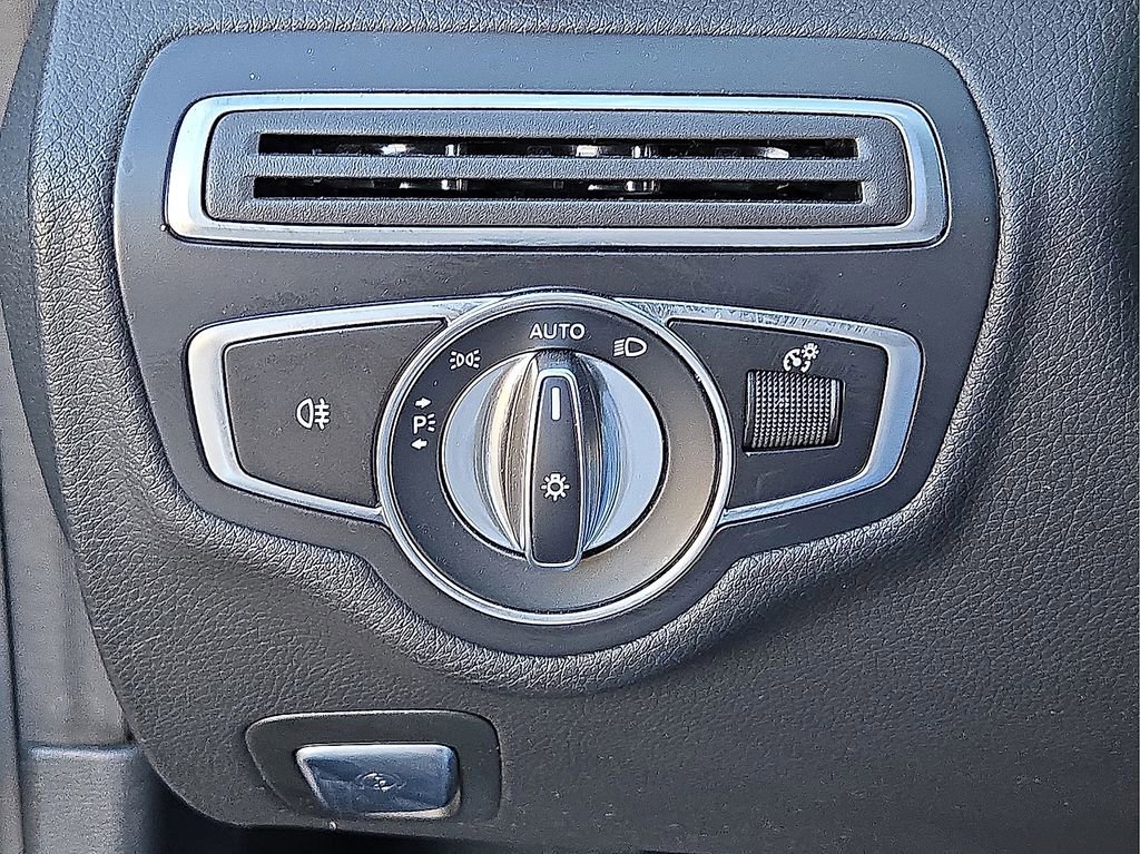 Used 2022 Mercedes-Benz C 300 Coupe w/ AMG Line image 22