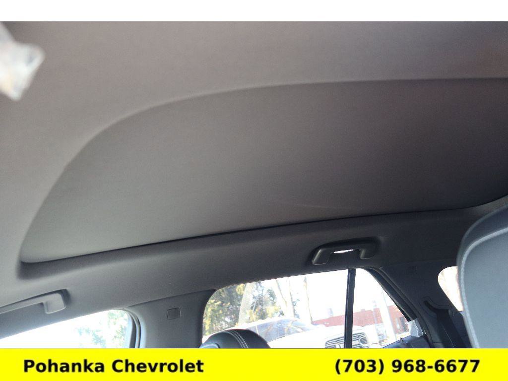 New 2026 Chevrolet Blazer EV LT image 18