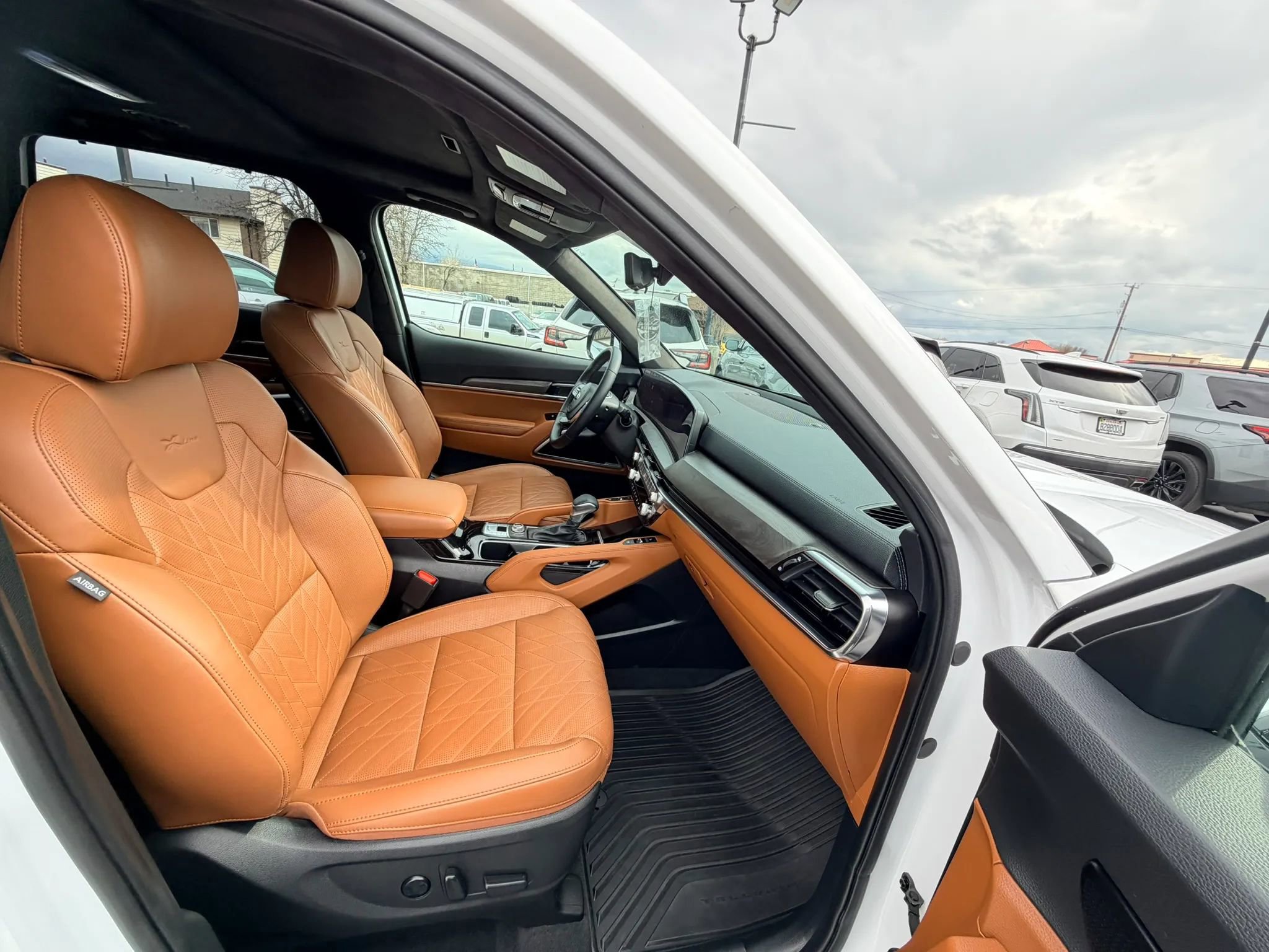 Used 2025 Kia Telluride SX Prestige X-Line image 37