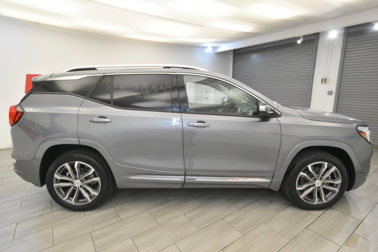 Used 2020 GMC Terrain Denali w/ LPO, Floor Liner Package image 6