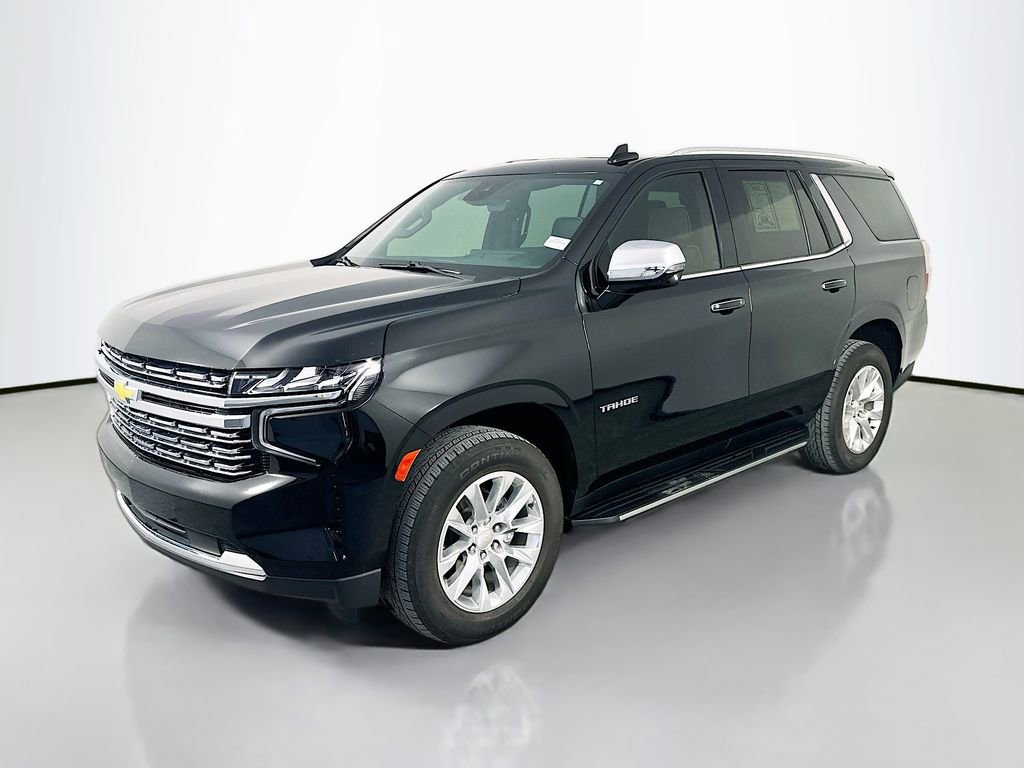Used 2024 Chevrolet Tahoe Premier RWD image 3