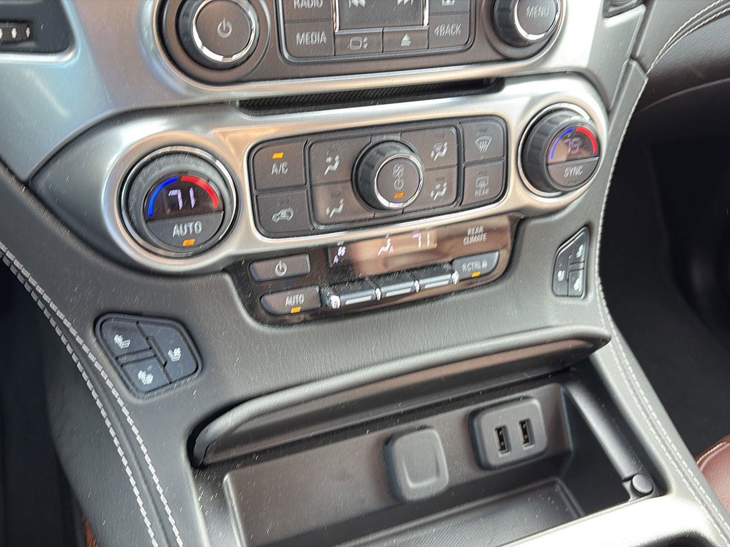 Used 2019 Chevrolet Tahoe Premier w/ Premier Plus Edition image 25