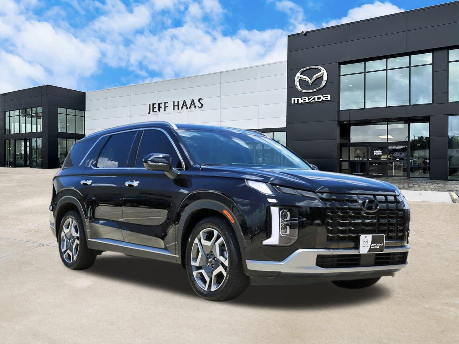 Used 2025 Hyundai Palisade SEL FWD image 4