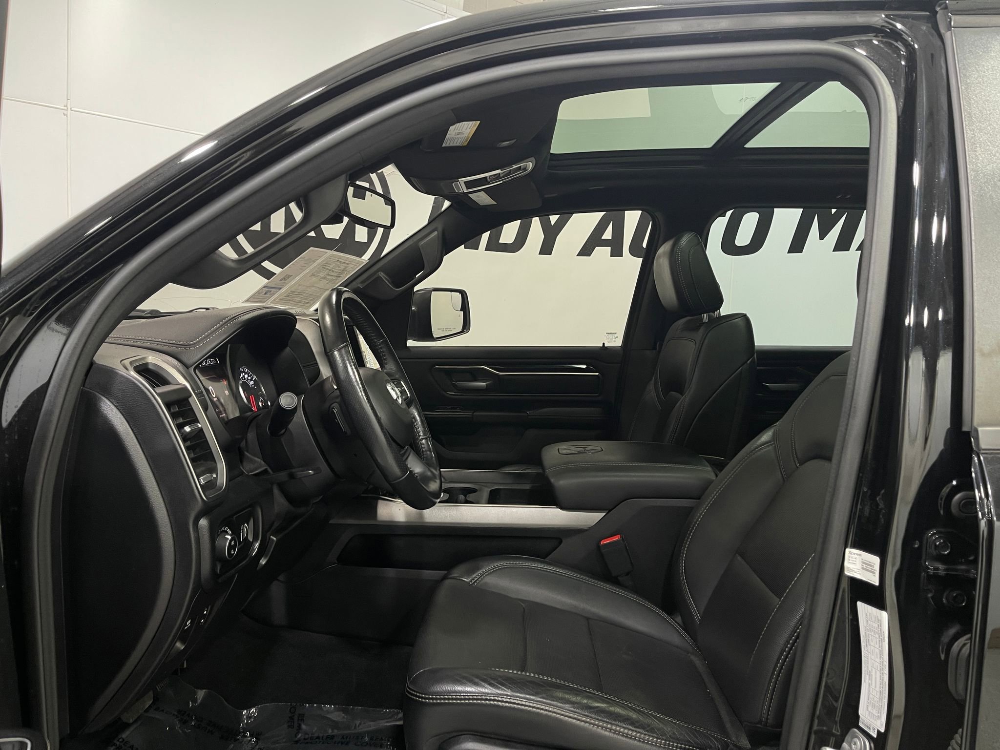 Used 2020 RAM 1500 Sport w/ Comfort & Convenience Group AWD/4WD image 13