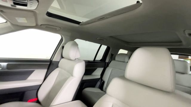 Used 2024 Hyundai Santa Fe Calligraphy AWD/4WD image 19
