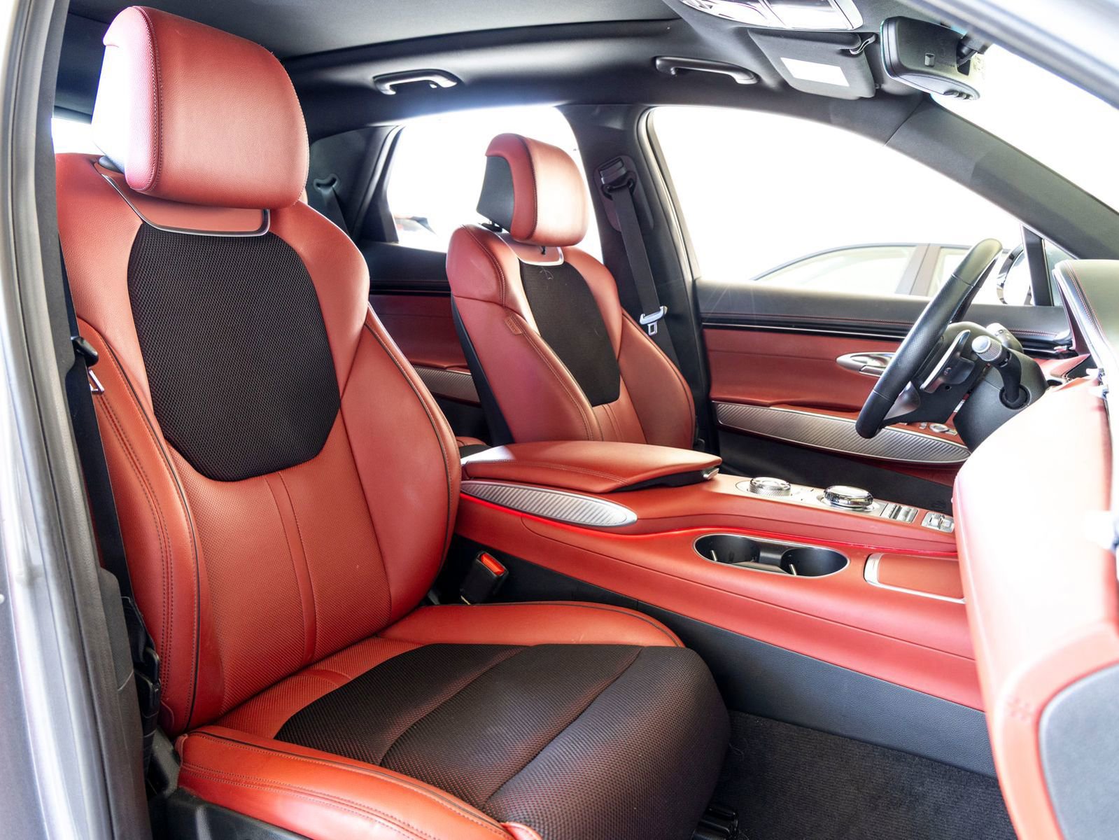 Used 2023 Genesis GV70 2.5T Sport Prestige w/ Sport Prestige Package image 26