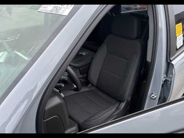 Used 2024 Chevrolet Silverado 1500 LT image 8