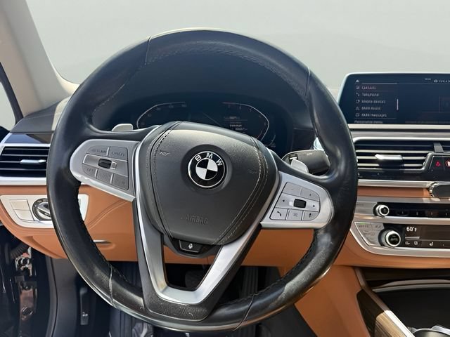 Used 2021 BMW 740i xDrive AWD/4WD image 15