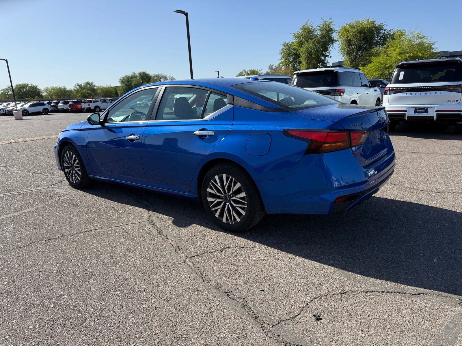 Certified 2025 Nissan Altima 2.5 SV FWD image 7