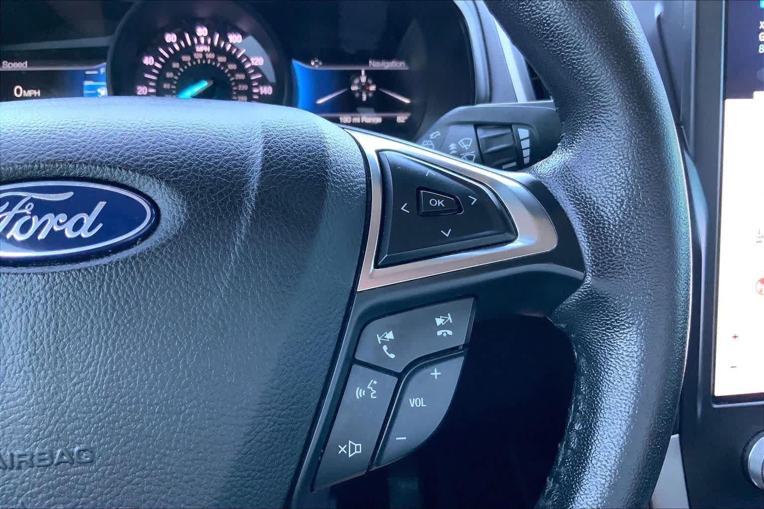 Used 2022 Ford Edge SEL AWD/4WD image 25
