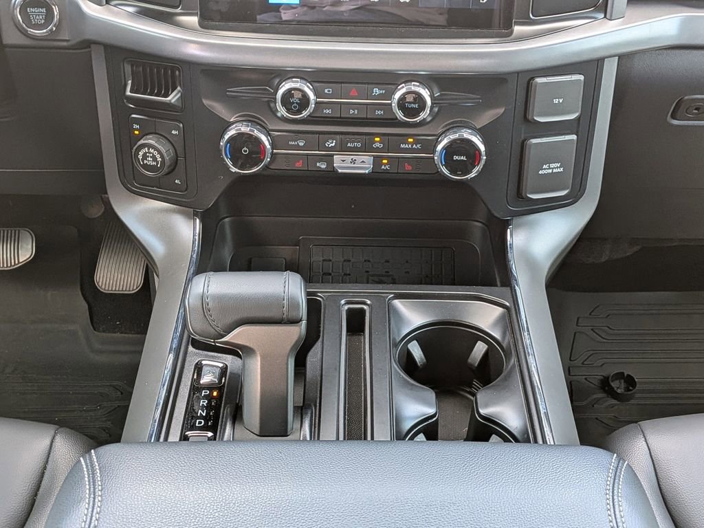 New 2025 Ford F150 XLT w/ Equipment Group 303A High image 19