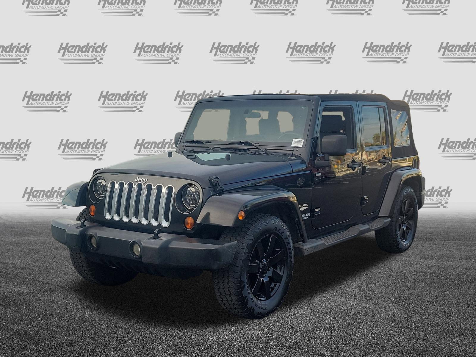 Used 2009 Jeep Wrangler Unlimited Sahara w/ Dual Top Group image 3