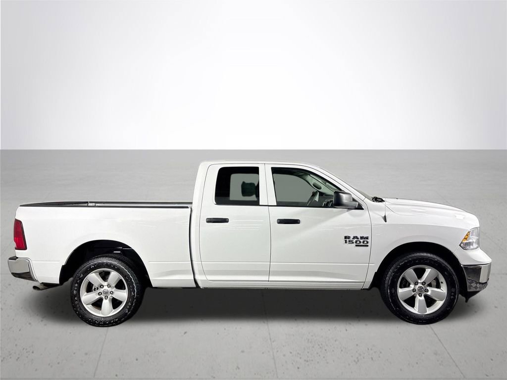 Used 2024 RAM 1500 Classic SLT image 5