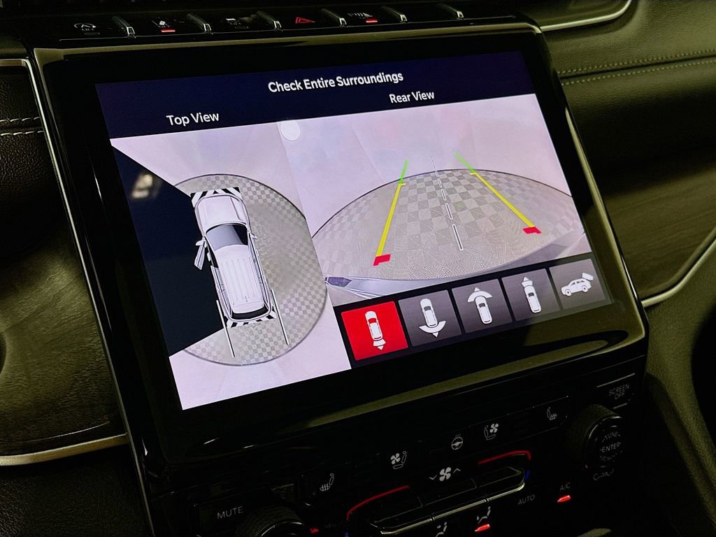 Certified 2025 Jeep Grand Cherokee Limited w/ Luxury Tech Group II image 23