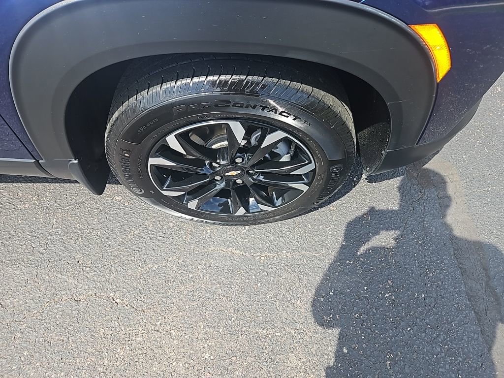 Used 2023 Chevrolet TrailBlazer LT FWD image 10