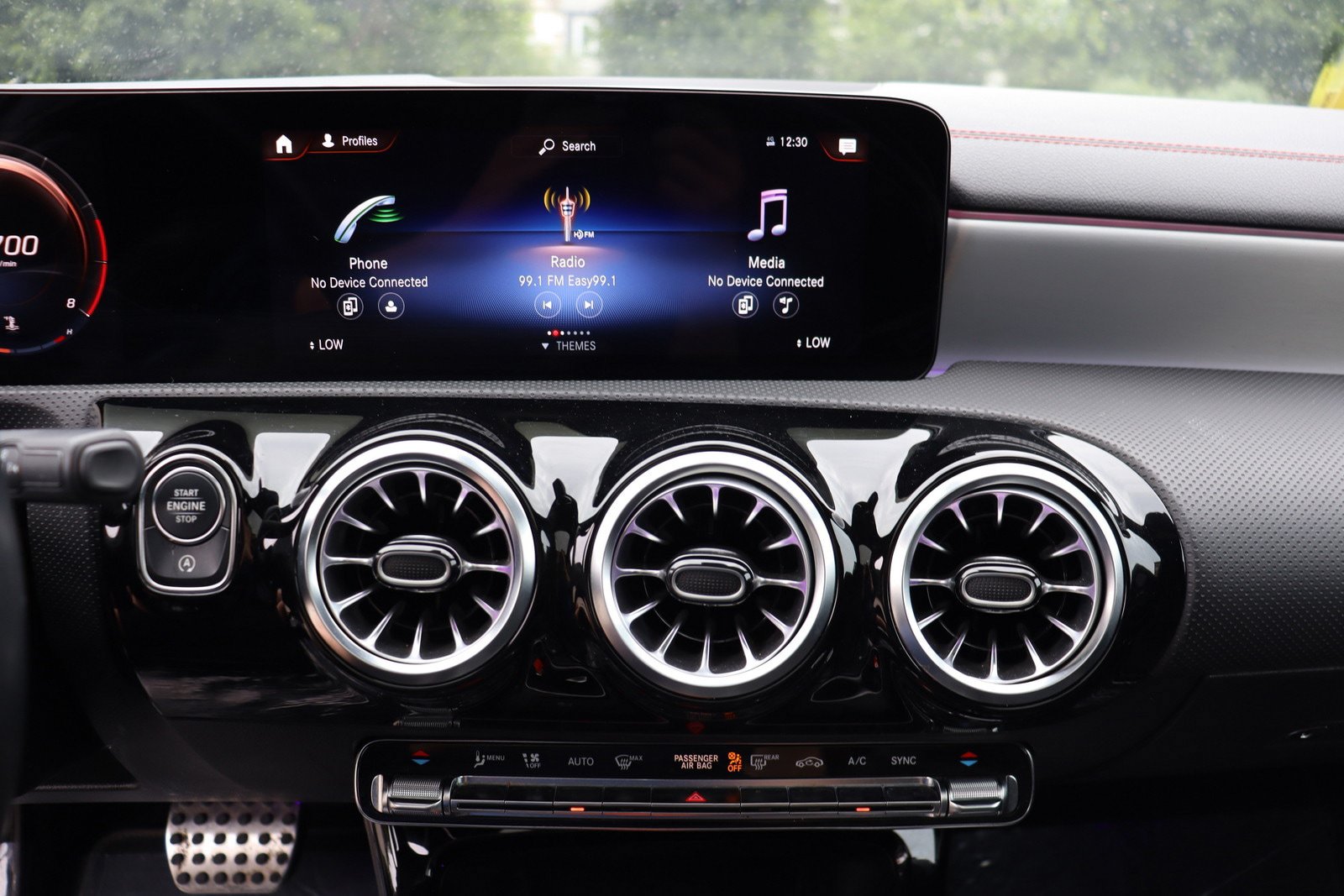 Used 2023 Mercedes-Benz CLA 250 4MATIC w/ AMG Line image 33
