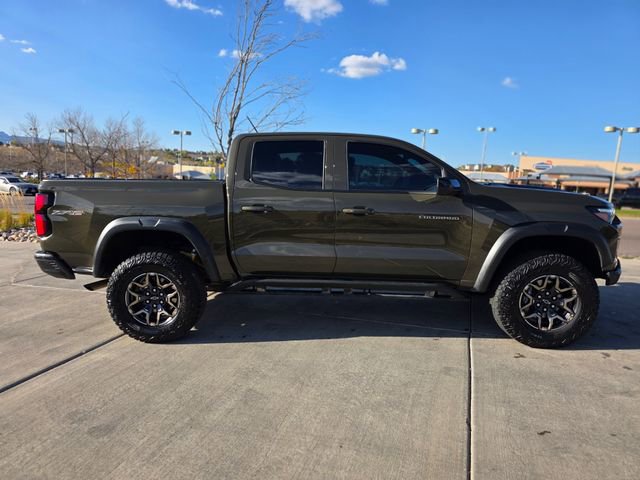Used 2025 Chevrolet Colorado ZR2 w/ Technology Package image 9