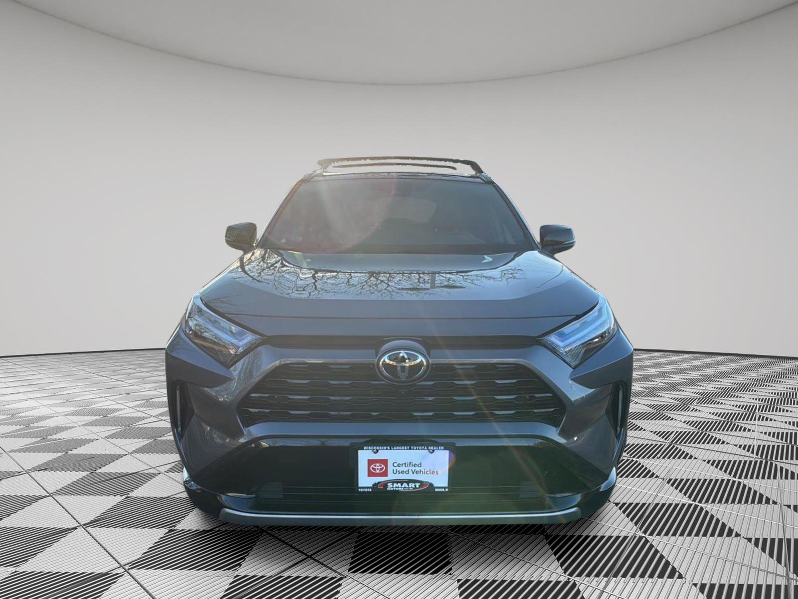 Used 2025 Toyota RAV4 XSE w/ Advanced Technology Package image 22