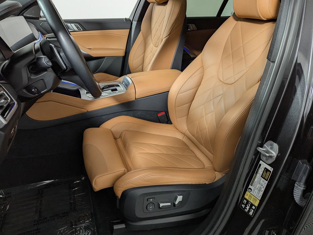 Certified 2023 BMW X6 xDrive40i w/ Climate Comfort Package image 19