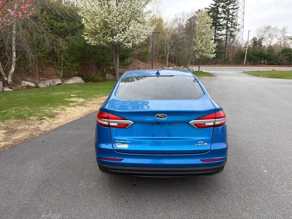 Used 2019 Ford Fusion SE FWD image 5