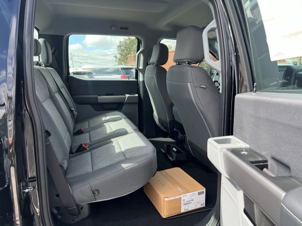 New 2026 Ford F250 XL w/ STX Appearance Package AWD/4WD image 17