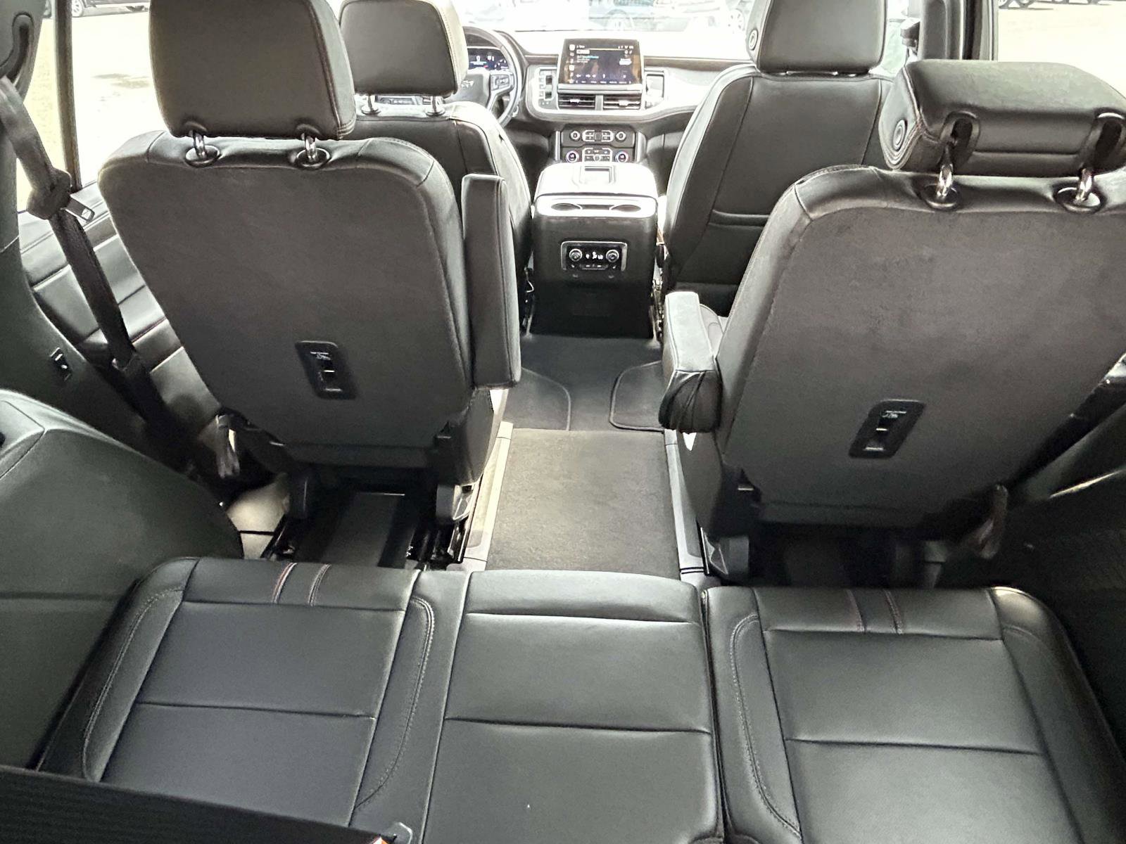 Used 2022 Chevrolet Tahoe RST w/ Luxury Package image 16