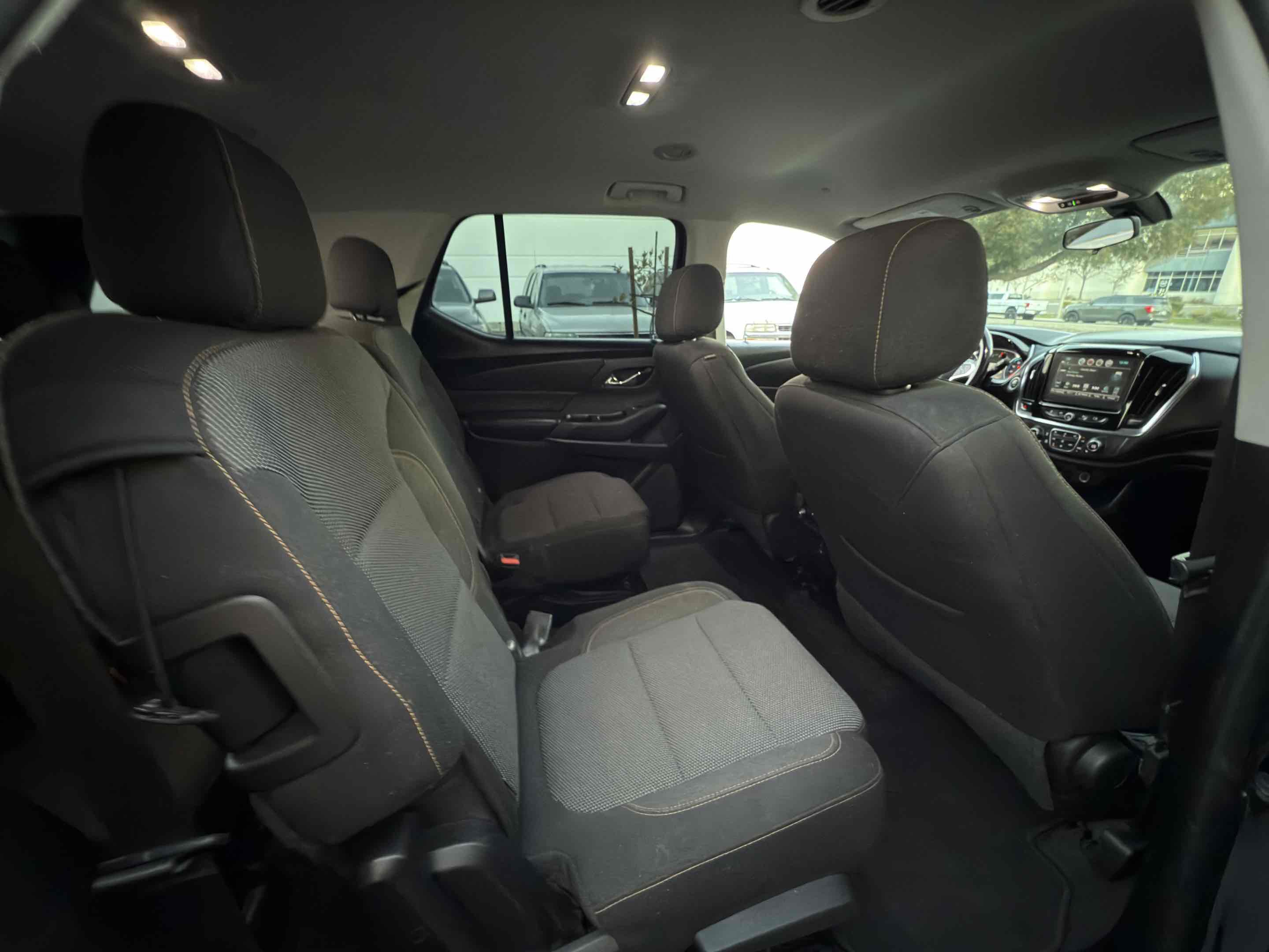 Used 2019 Chevrolet Traverse LT image 47