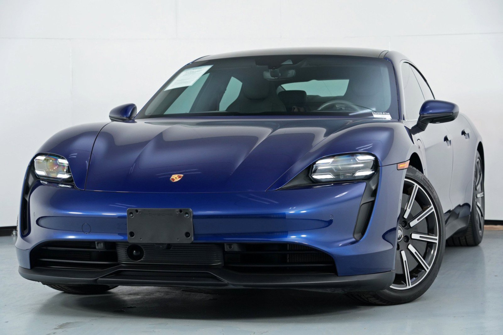 Used 2020 Porsche Taycan 4S w/ Premium Package AWD/4WD image 3