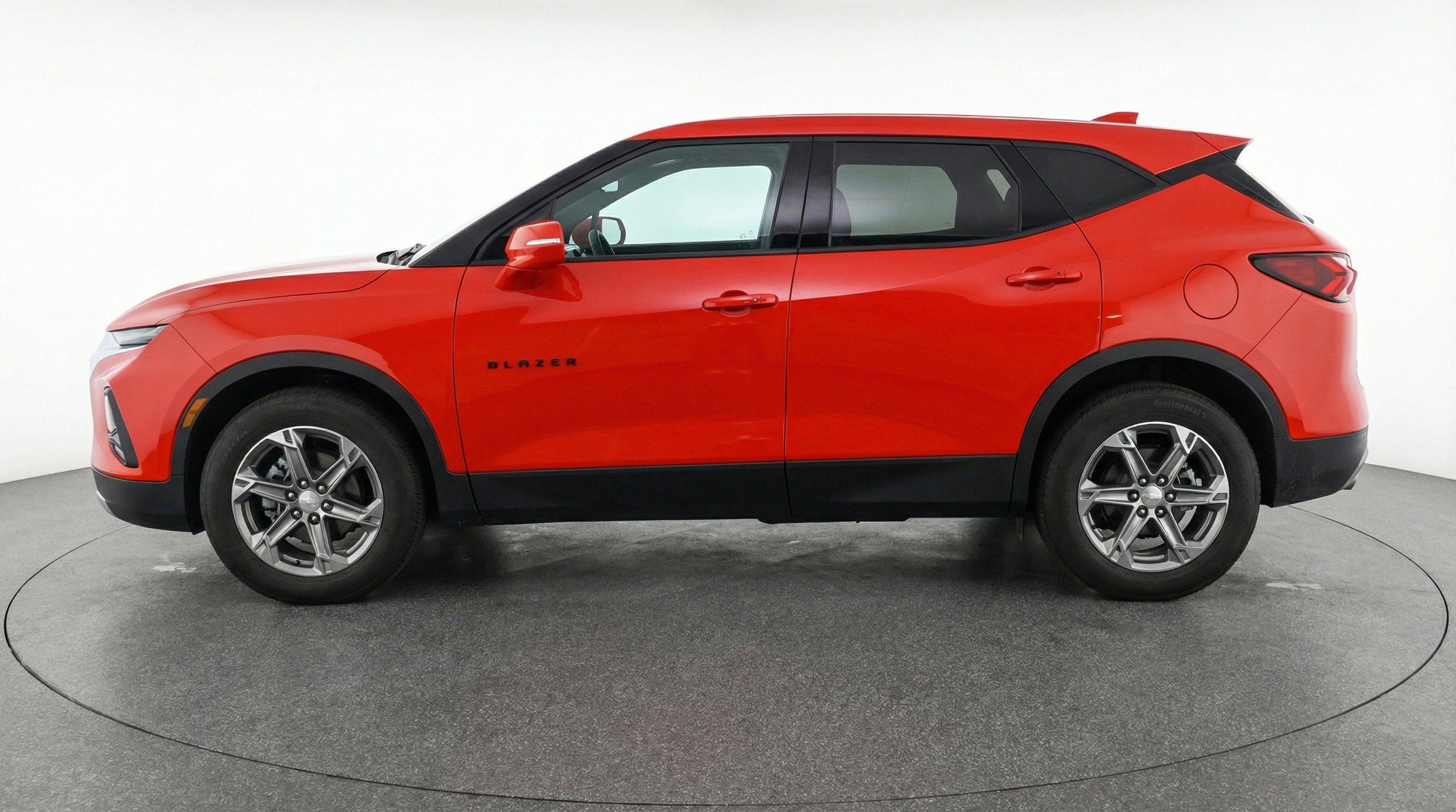 Used 2025 Chevrolet Blazer LT image 5
