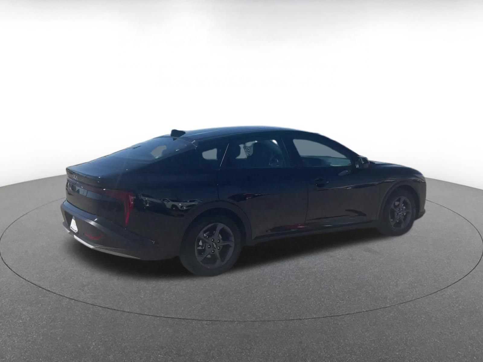 Used 2025 Kia K4 FWD image 14