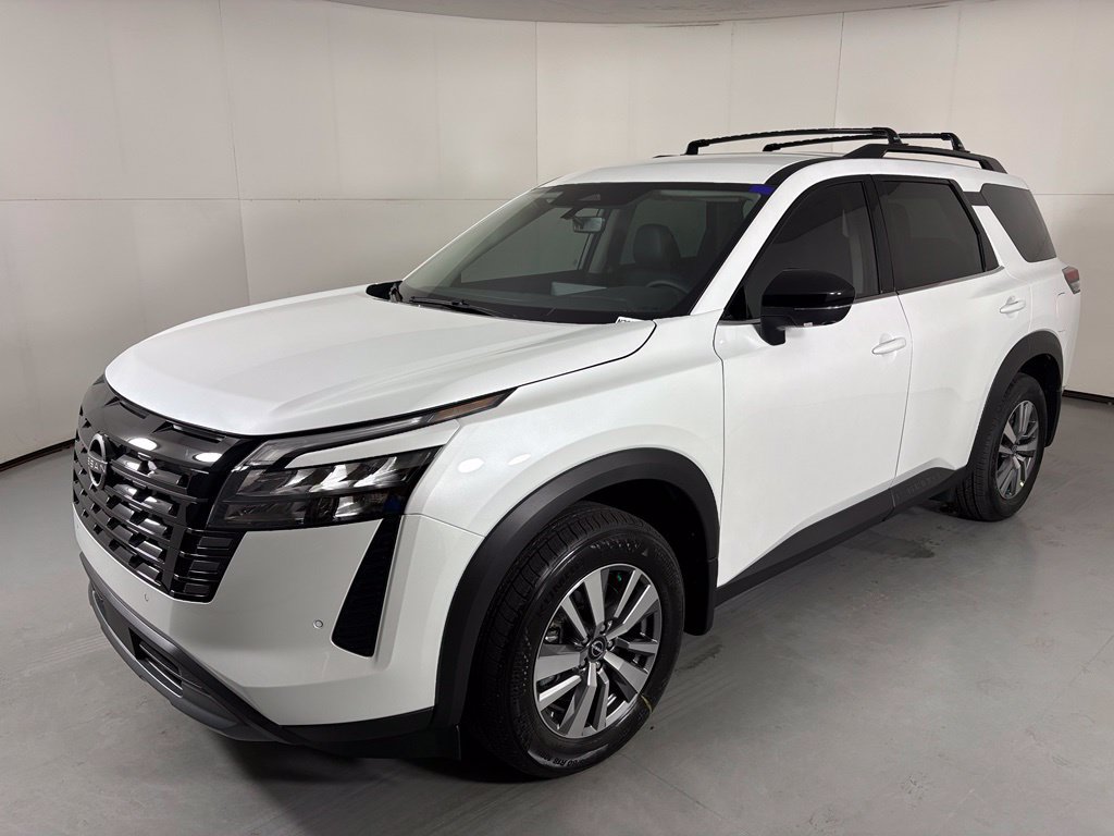 New 2026 Nissan Pathfinder SL FWD image 4