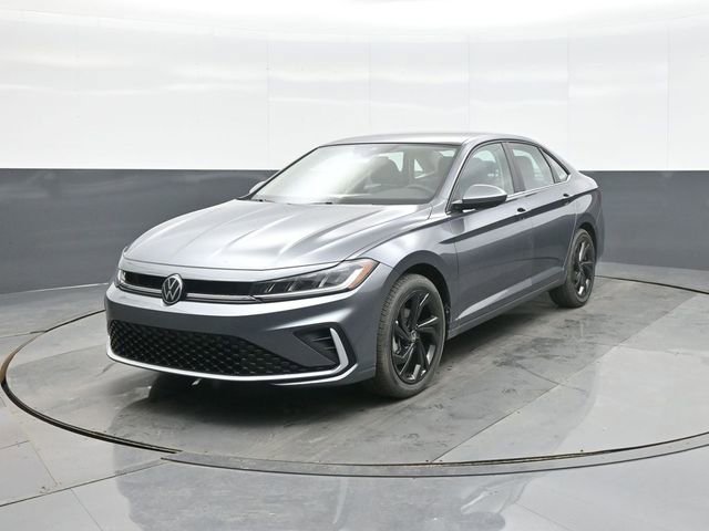 New 2026 Volkswagen Jetta SE FWD image 3