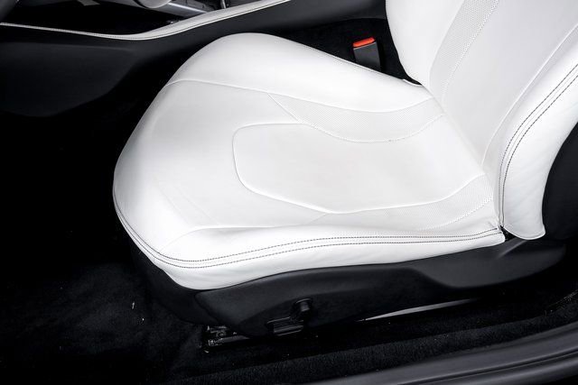 Certified 2019 Ferrari Portofino image 22