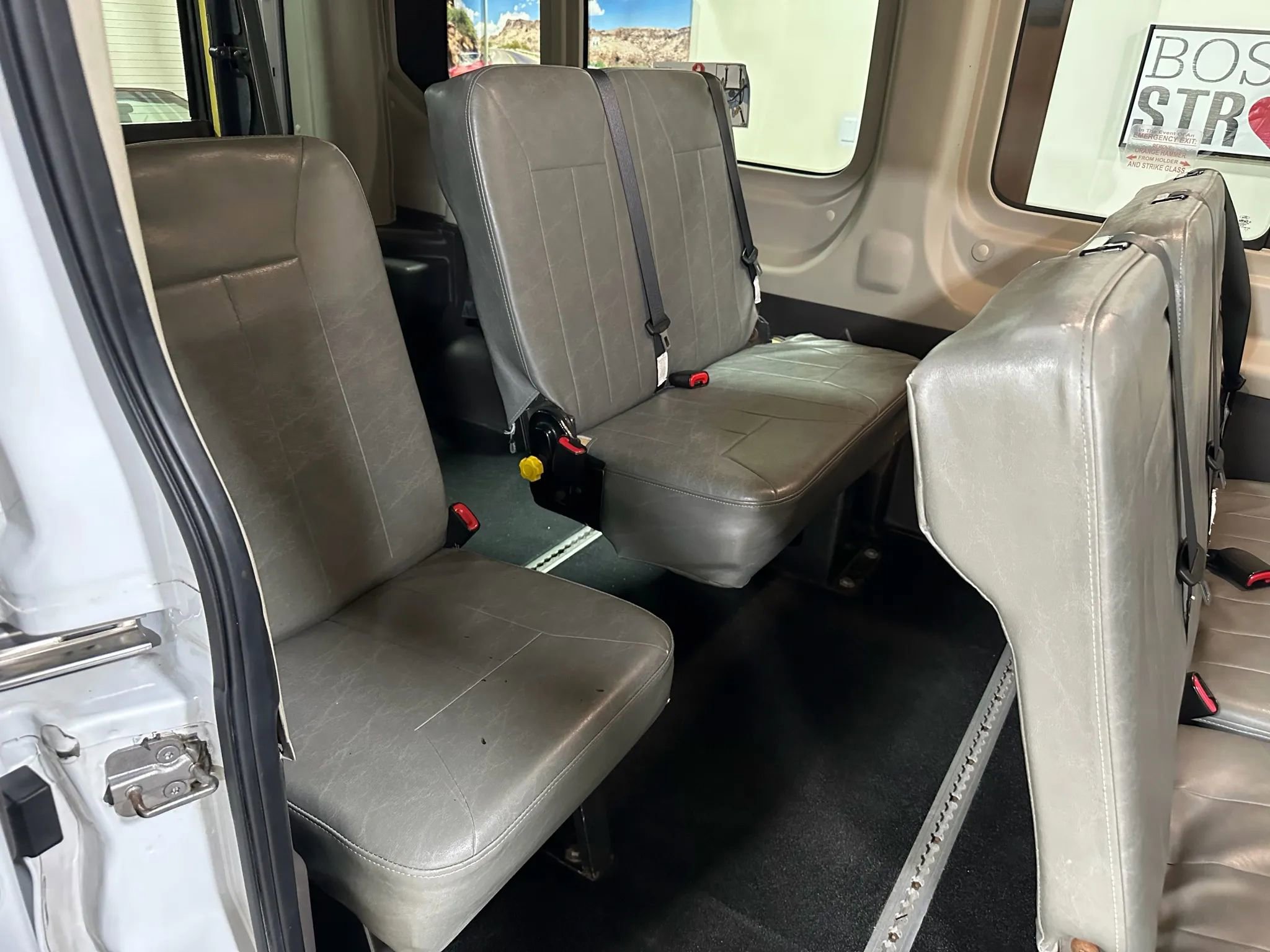 Used 2015 Ford Transit 250 148 Medium Roof RWD image 30