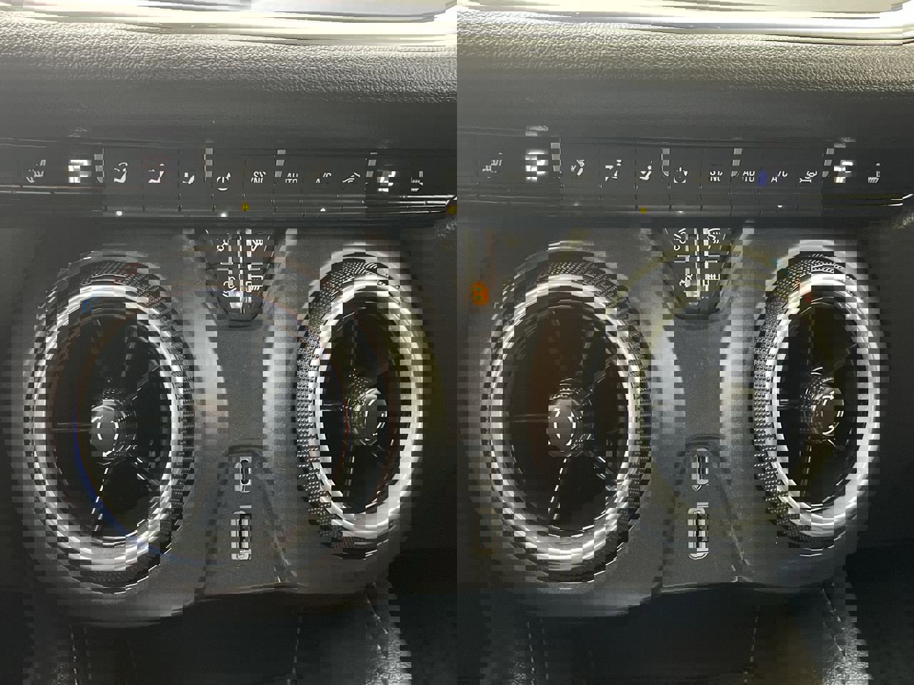 Used 2019 Chevrolet Blazer LT image 21