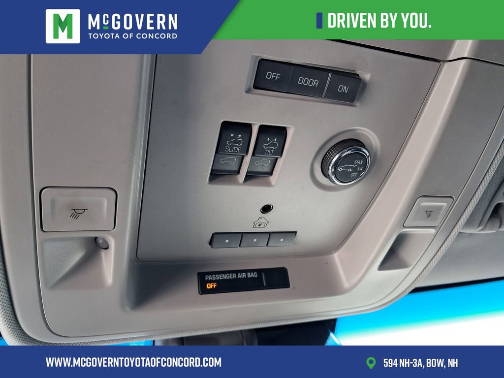 Used 2017 Chevrolet Tahoe LT w/ LT Midnight Edition image 23