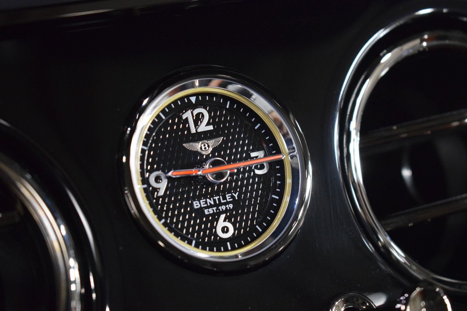 New 2026 Bentley Continental GT S AWD/4WD image 33