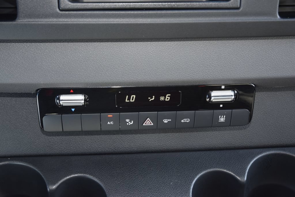 Used 2024 Mercedes-Benz eSprinter 170 Cargo image 24