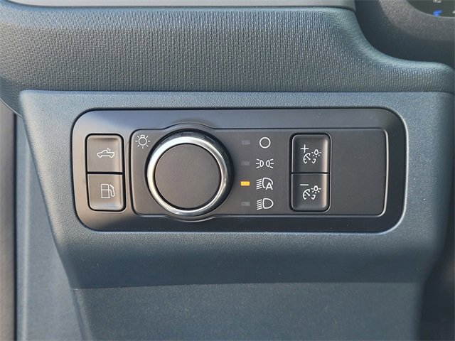 New 2025 Ford Maverick XL image 9