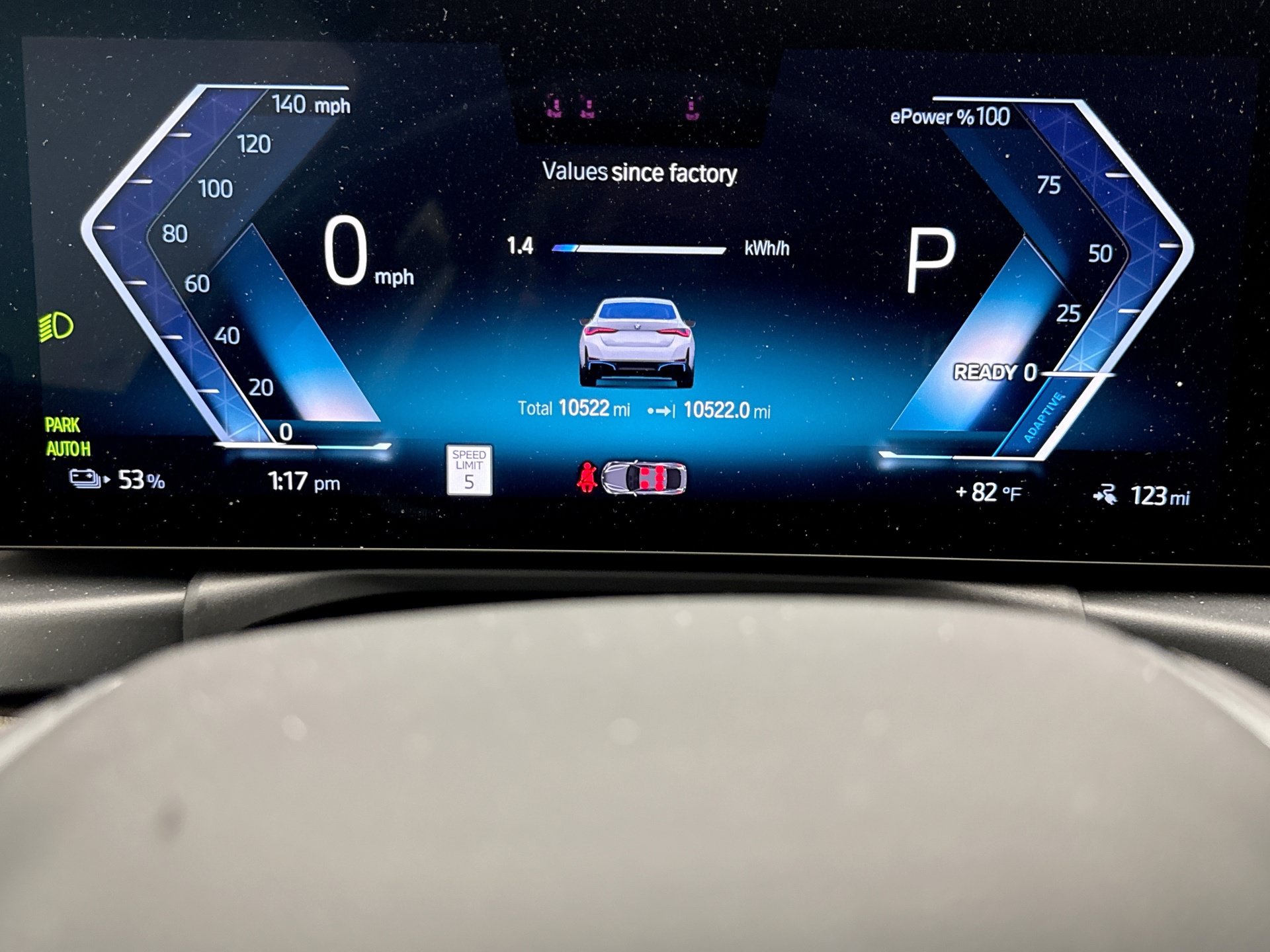 Used 2023 BMW i4 eDrive35 RWD image 9
