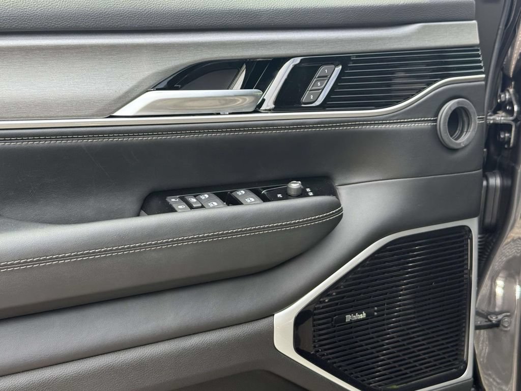 New 2026 Jeep Grand Wagoneer Limited AWD/4WD image 17