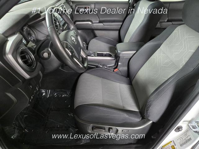 Used 2023 Toyota Tacoma TRD Off-Road AWD/4WD image 13