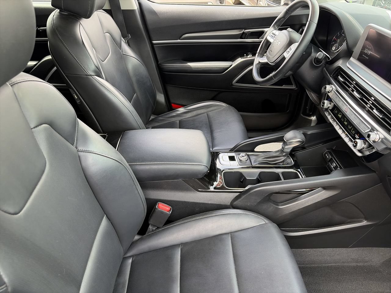Certified 2022 Kia Telluride LX FWD image 11