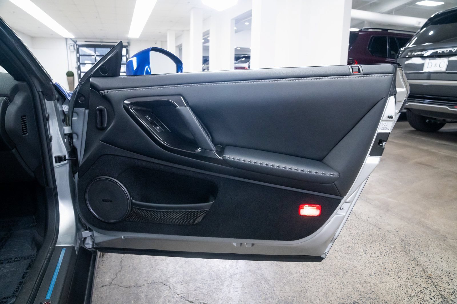 Used 2014 Nissan GT-R Premium AWD/4WD image 19